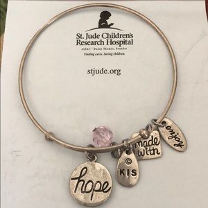 Breast cancer expandable silver bracelet Hope NEW